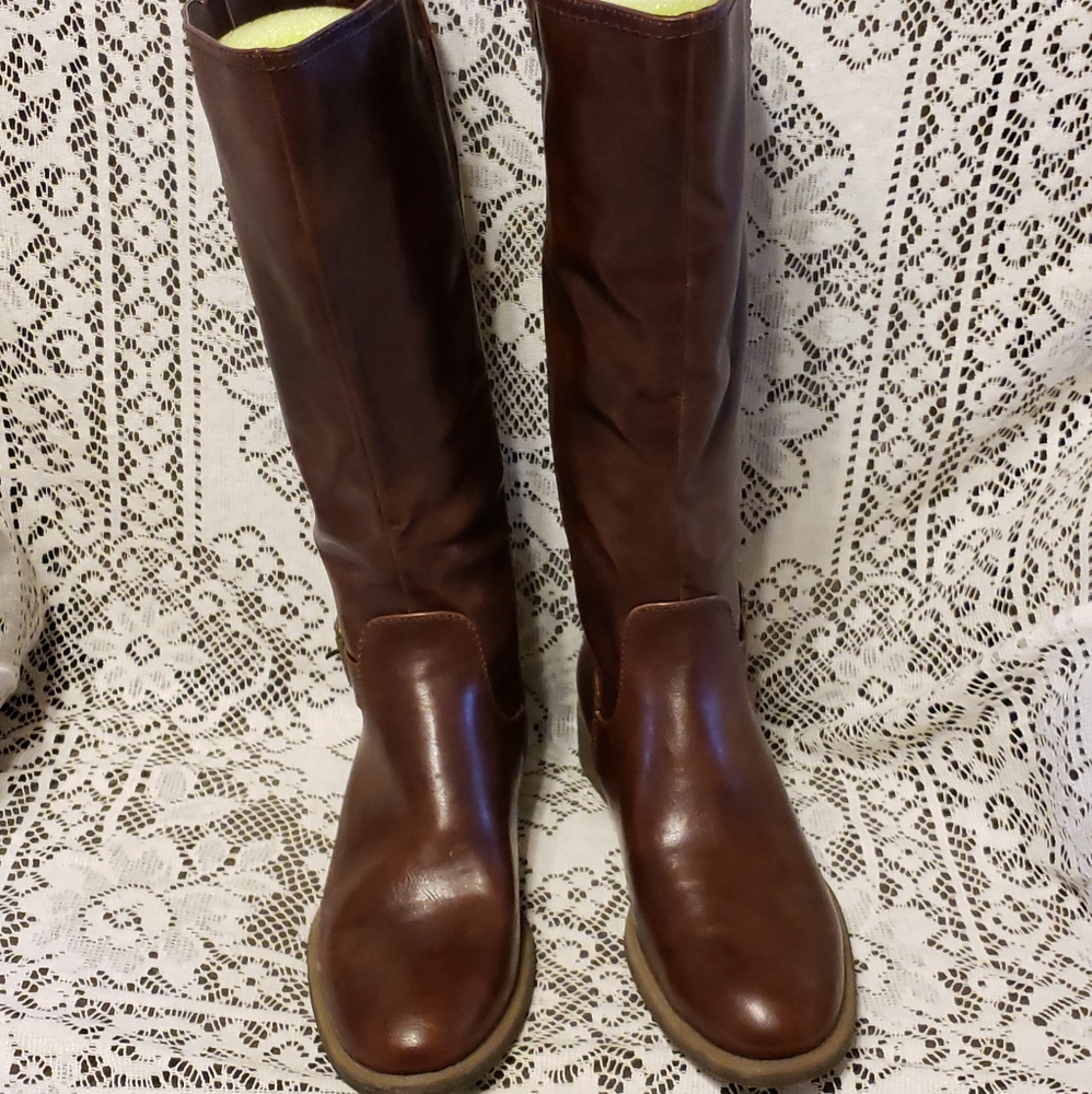 Kim Roger's wide calf boots